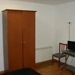 Guest house Hostal Las Eras 3*